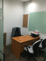Sunshine Plaza (D7), Office #183075172